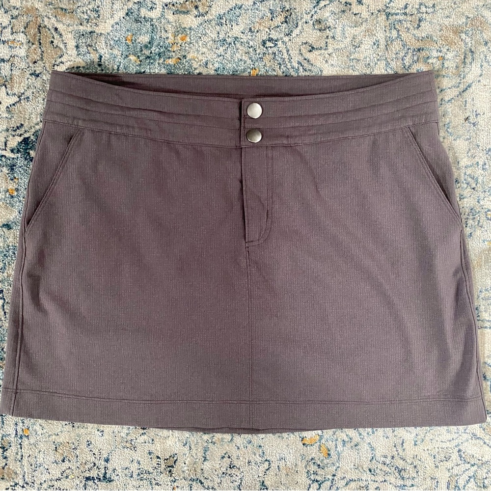Prana Skort